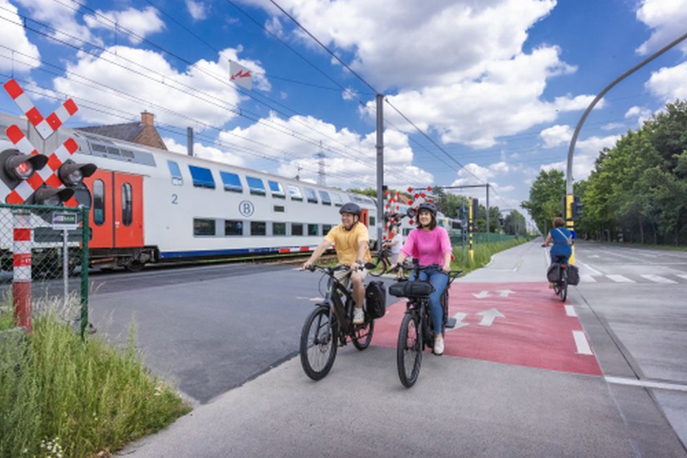 Fietssnelweg Roeselare Prov West Vlaanderen 2025 Ateljé D Jan D Hondt RL5 A0637 1000
